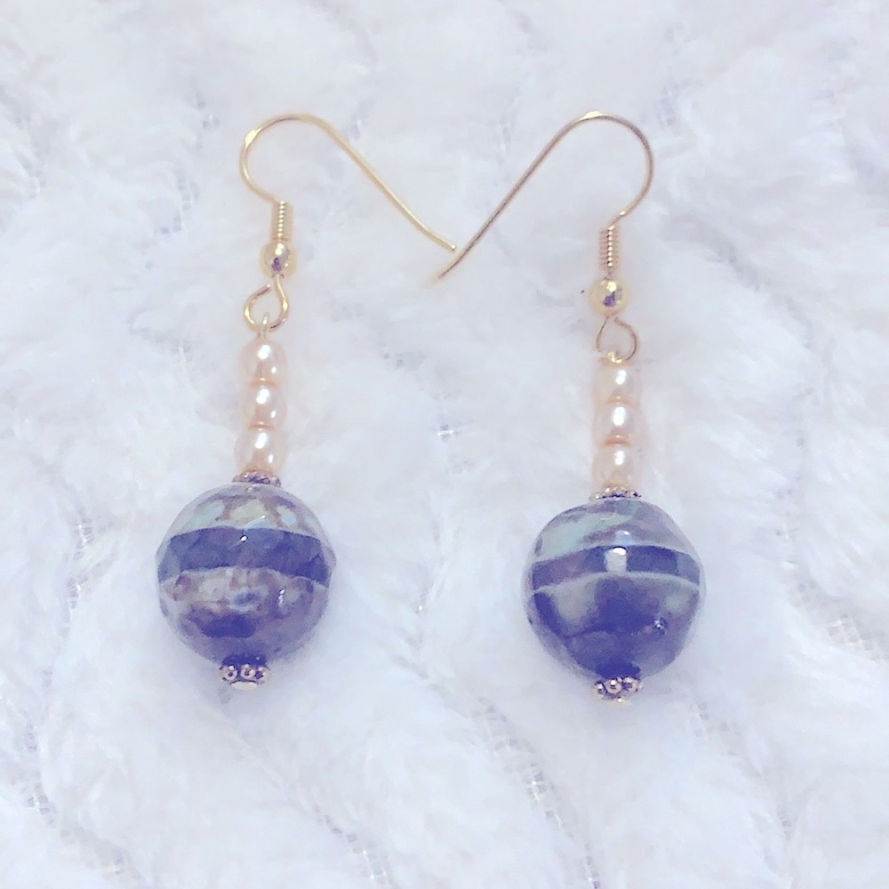 New Beautifully Handcrafted Dangle Earrings Soul Embellishments @soul_embellish